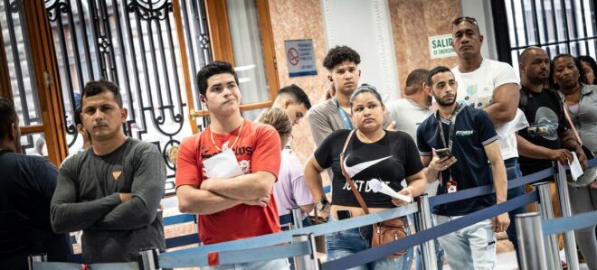 La migración irregular hacia el sur continúa bajando en América Latina